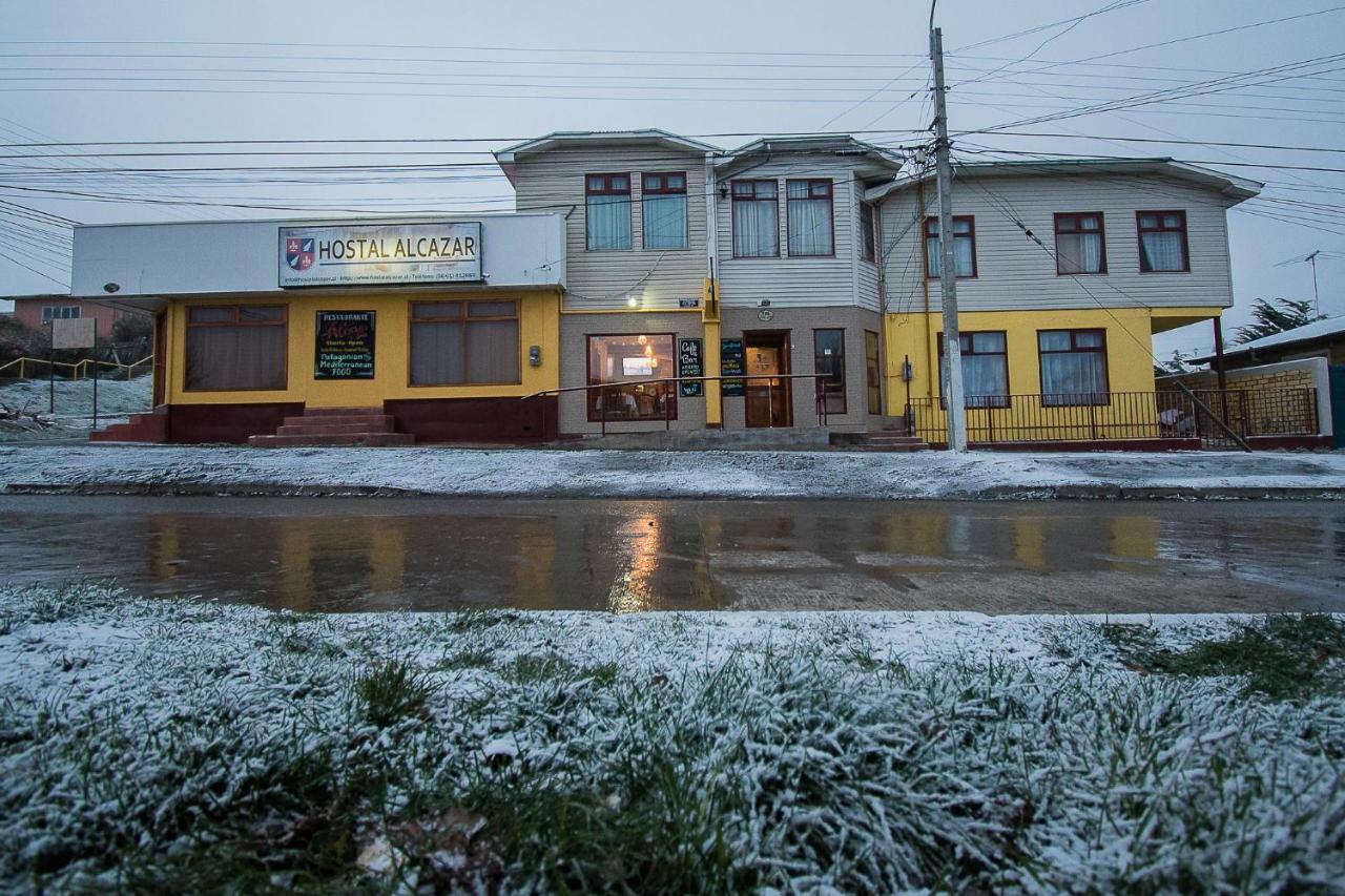 Hostal Alcazar Puerto Natales Dış mekan fotoğraf